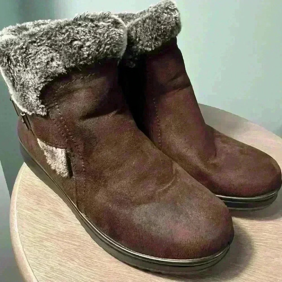 FLEXUS By Spring Step - Picture 2 of 6